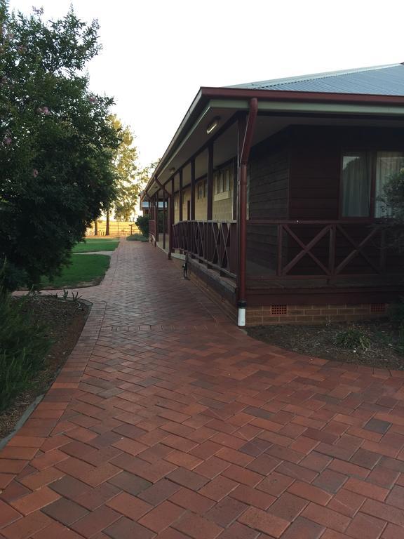 Aussie Cabins Hotell Dubbo Exteriör bild